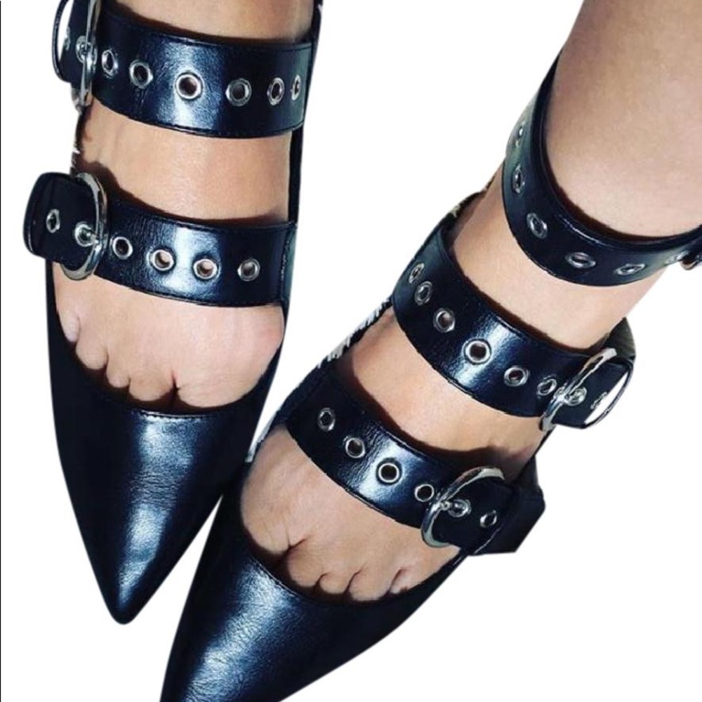 Black Zara flats size 35